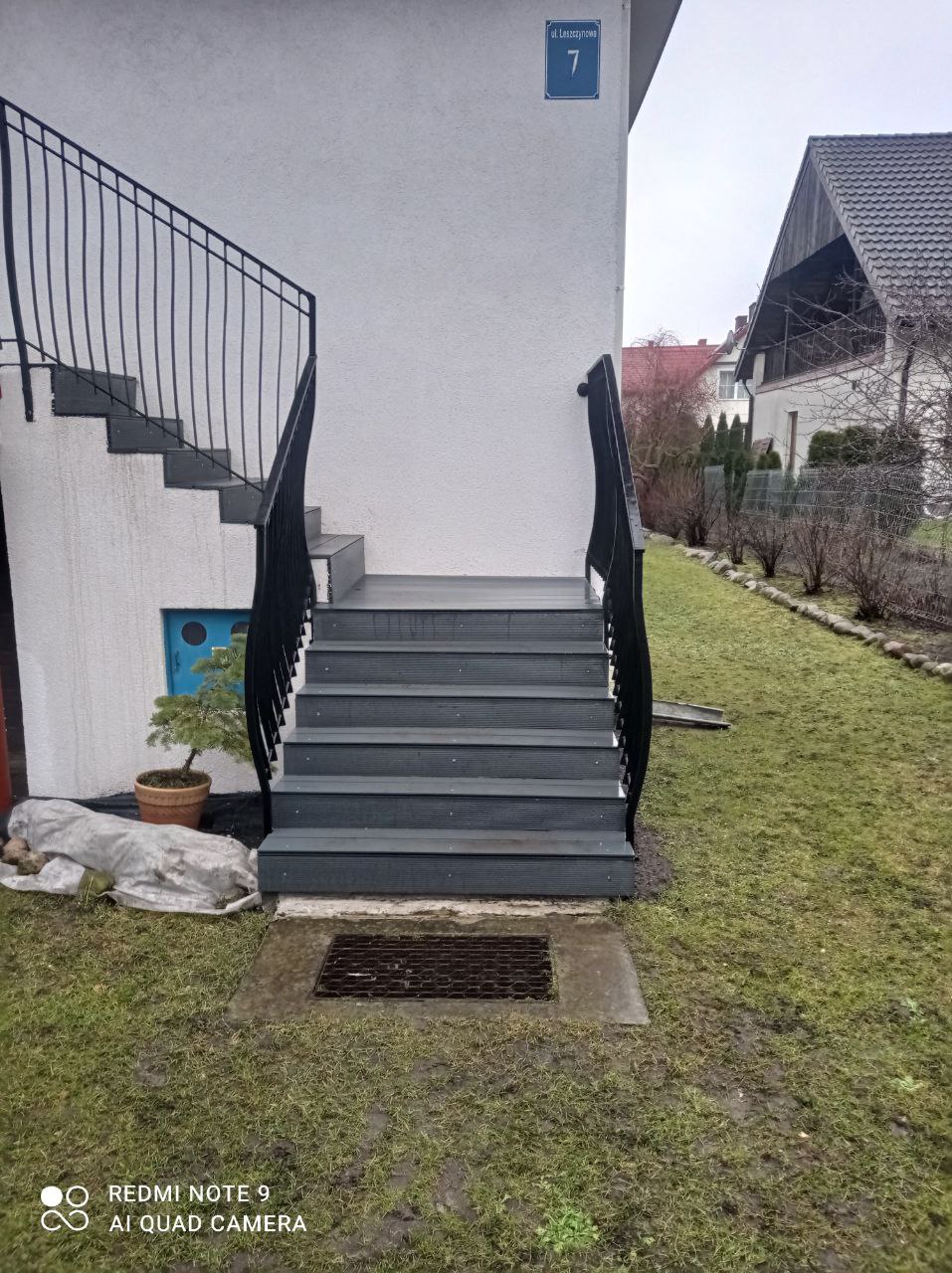 Kowalstwo artystyczne - realizacja naszych wyrobów bramy, balustrady i inne 