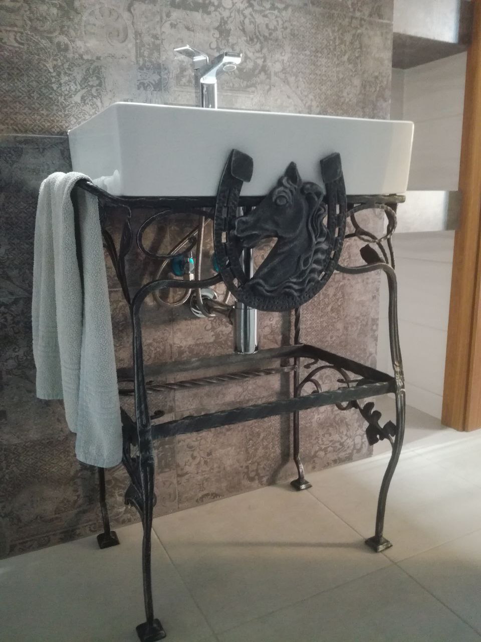 Kowalstwo artystyczne - realizacja naszych wyrobów bramy, balustrady i inne 