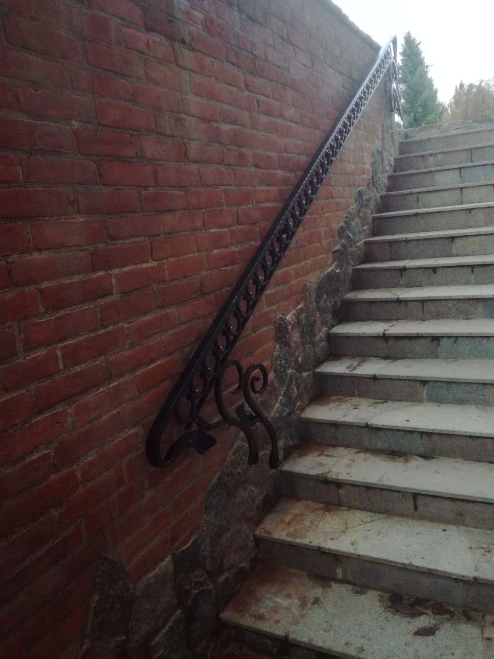 Kowalstwo artystyczne - realizacja naszych wyrobów bramy, balustrady i inne 