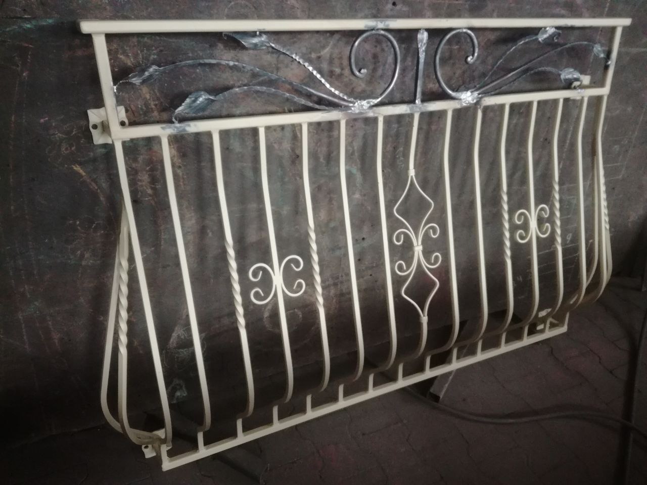 Kowalstwo artystyczne - realizacja naszych wyrobów bramy, balustrady i inne 