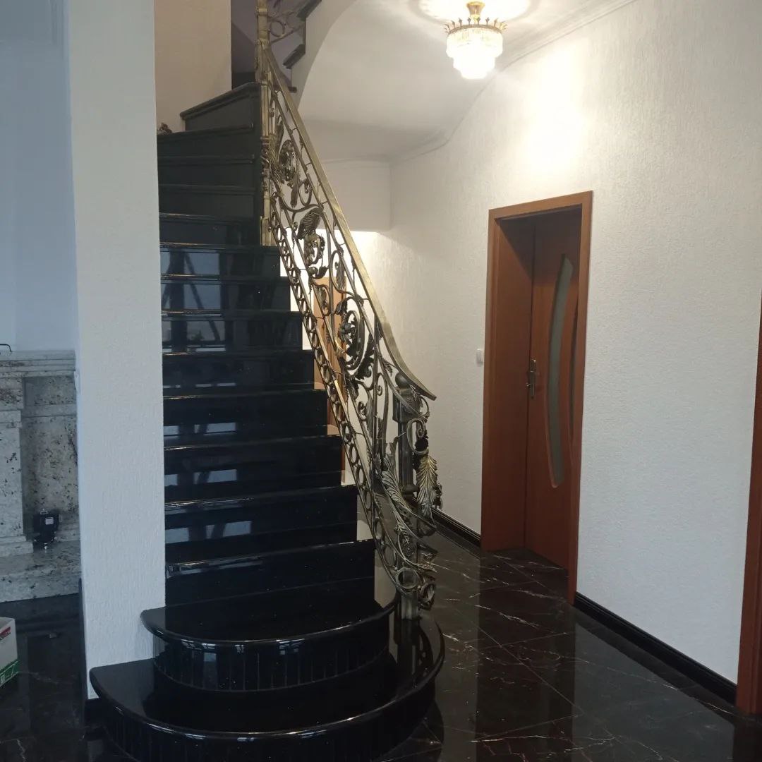Kowalstwo artystyczne - realizacja naszych wyrobów bramy, balustrady i inne 